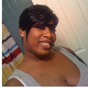 Meet your Posher, Cynthia